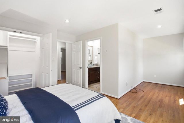 5482 MIDSHIP CT, Burke, VA 22015