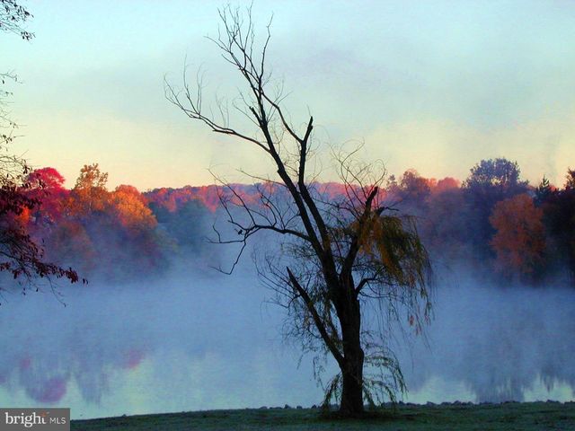 5482 MIDSHIP CT, Burke, VA 22015