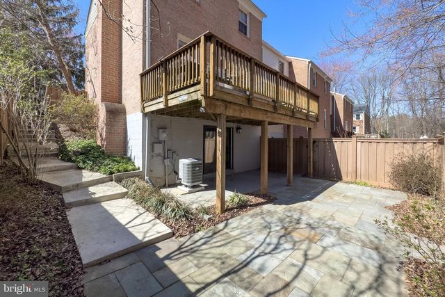 5482 MIDSHIP CT, Burke, VA 22015