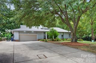 19330 Yachtman Drive, Cornelius, NC 28031