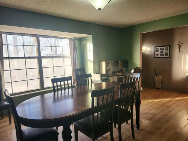 1000 Canterbury Road, Blue Springs, MO 64019