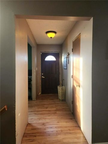 1000 Canterbury Road, Blue Springs, MO 64019