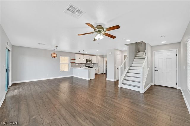 7912 Ivy Run Street, Las Vegas, NV 89149