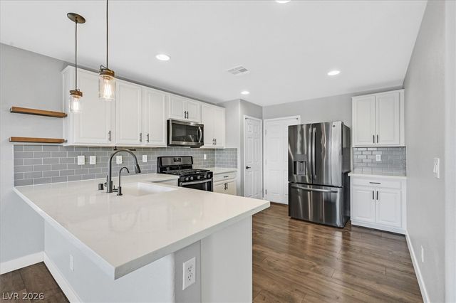 7912 Ivy Run Street, Las Vegas, NV 89149