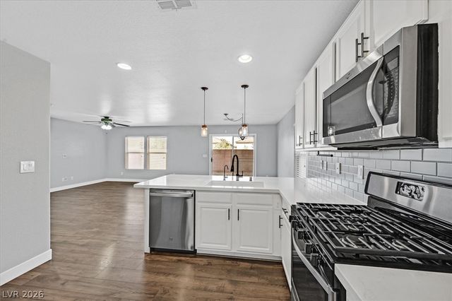 7912 Ivy Run Street, Las Vegas, NV 89149