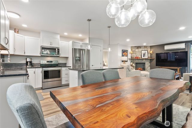463 E Alder Drive, Sedro Woolley, WA 98284