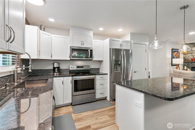 463 E Alder Drive, Sedro Woolley, WA 98284