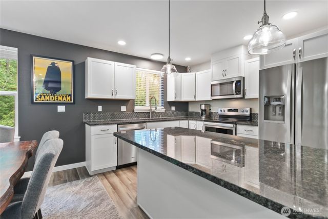 463 E Alder Drive, Sedro Woolley, WA 98284