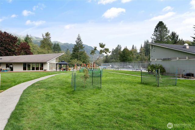 463 E Alder Drive, Sedro Woolley, WA 98284