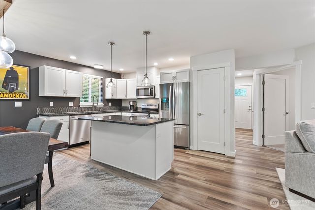 463 E Alder Drive, Sedro Woolley, WA 98284