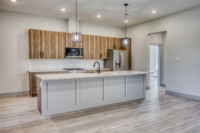 4020 Etonbury Avenue, College Station, TX 77845