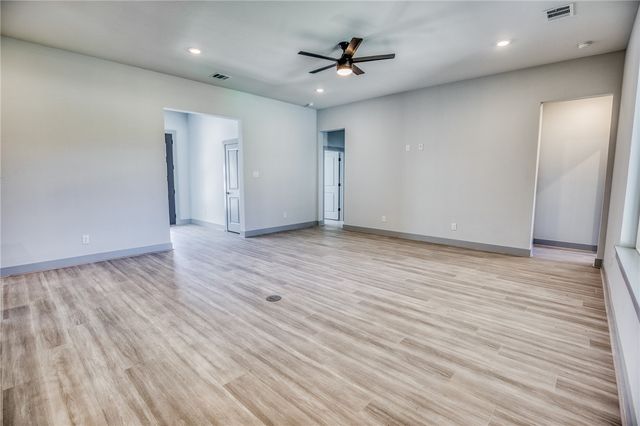 4020 Etonbury Avenue, College Station, TX 77845