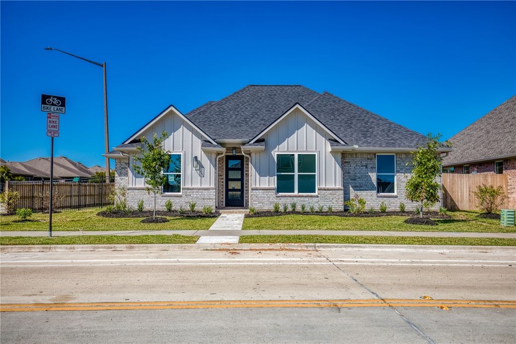 4020 Etonbury Avenue, College Station, TX 77845