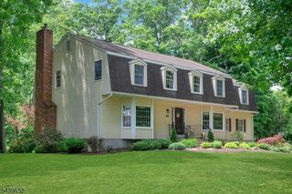 20 Lark Ln, Jefferson Twp., NJ 07438