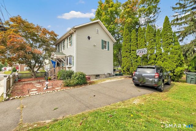 50 Darina Place, Milford, CT 06460