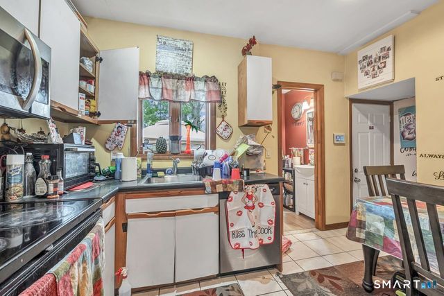 50 Darina Place, Milford, CT 06460