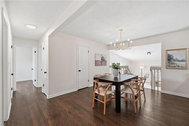 7600 W 67th Street, Mission, KS 66202