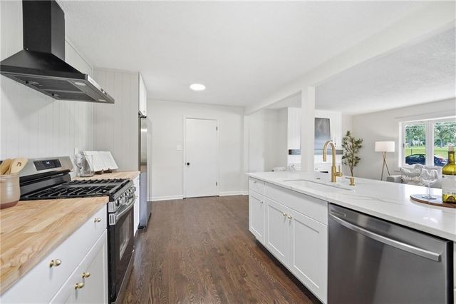 7600 W 67th Street, Mission, KS 66202
