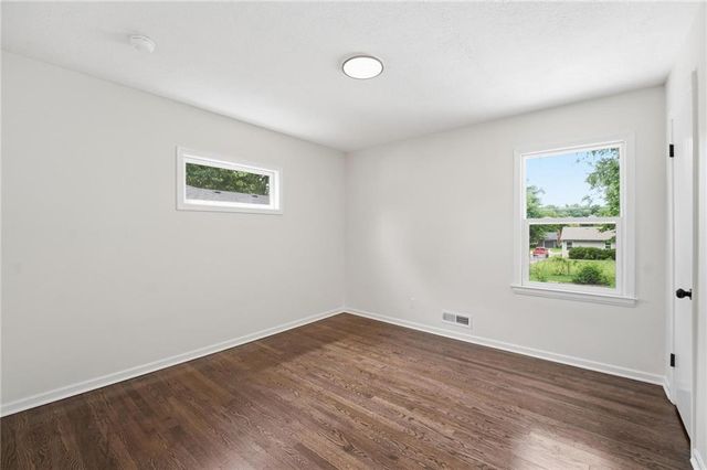 7600 W 67th Street, Mission, KS 66202