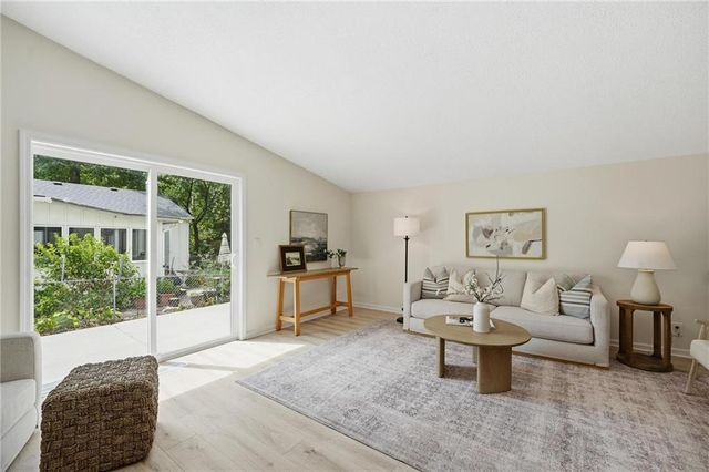 7600 W 67th Street, Mission, KS 66202