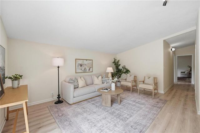 7600 W 67th Street, Mission, KS 66202