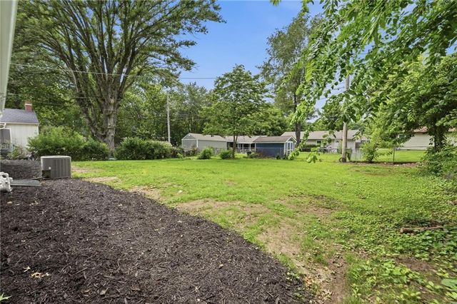 7600 W 67th Street, Mission, KS 66202