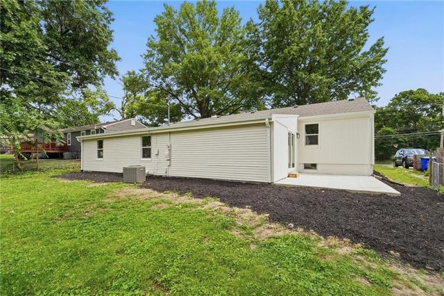 7600 W 67th Street, Mission, KS 66202