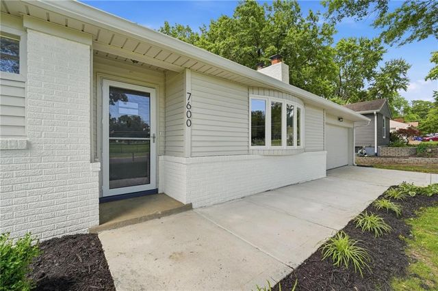 7600 W 67th Street, Mission, KS 66202