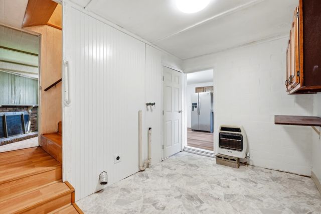 201 McComas Avenue, Barboursville, WV 25504