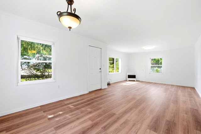 201 McComas Avenue, Barboursville, WV 25504