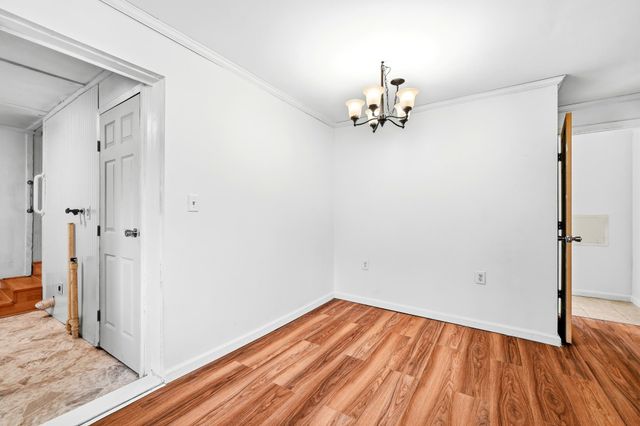201 McComas Avenue, Barboursville, WV 25504
