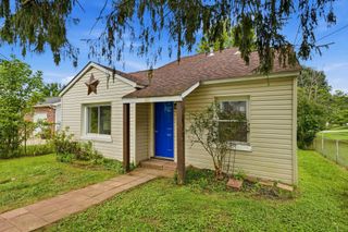 201 McComas Avenue, Barboursville, WV 25504
