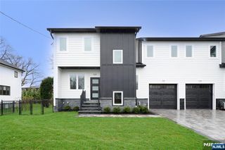56 Gordon Avenue A, Tenafly, NJ 07670