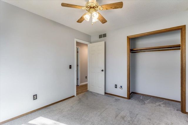21 Shenandoah Dr., Goddard, KS 67052