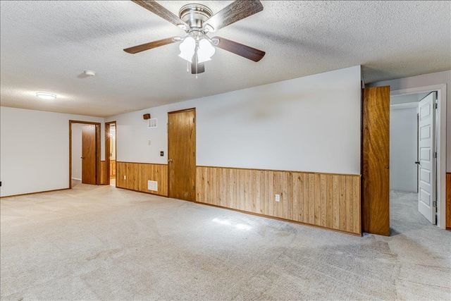 21 Shenandoah Dr., Goddard, KS 67052