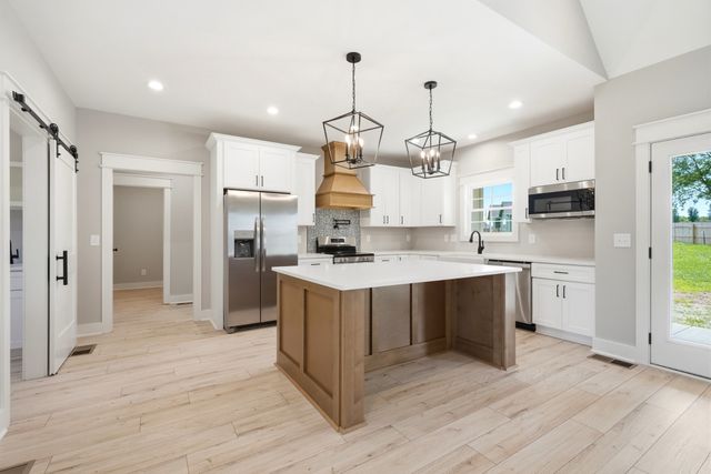 2143 Sims Road, Shelbyville, TN 37160