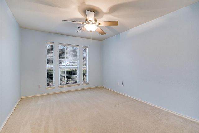 802 Sykes CT, Pflugerville, TX 78660