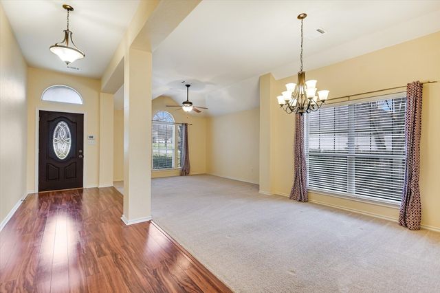 802 Sykes CT, Pflugerville, TX 78660