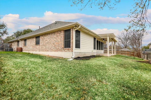 802 Sykes CT, Pflugerville, TX 78660