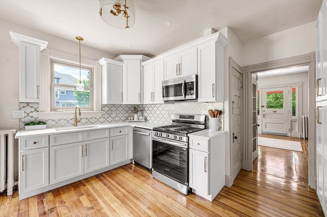 238 Sumner Avenue, Springfield, MA 01108