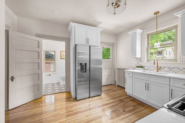 238 Sumner Avenue, Springfield, MA 01108