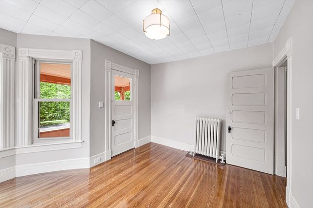 238 Sumner Avenue, Springfield, MA 01108