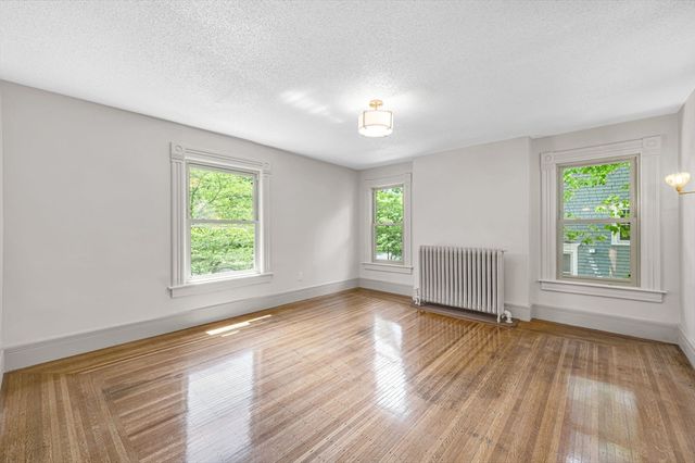 238 Sumner Avenue, Springfield, MA 01108