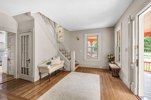 238 Sumner Avenue, Springfield, MA 01108