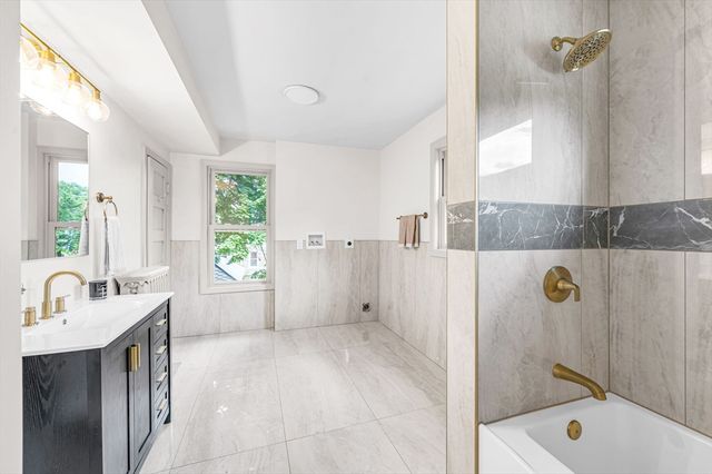 238 Sumner Avenue, Springfield, MA 01108