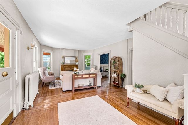 238 Sumner Avenue, Springfield, MA 01108