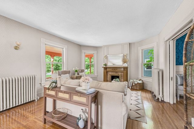 238 Sumner Avenue, Springfield, MA 01108