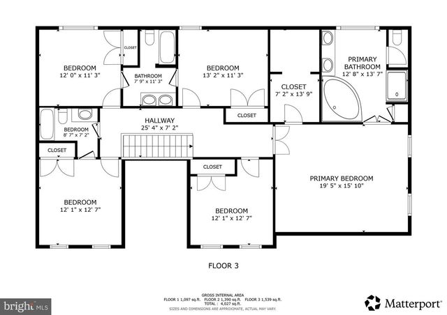 805 CLYDESDALE DR, York, PA 17402