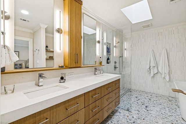 7260 Kenny Lane, Dallas, TX 75230