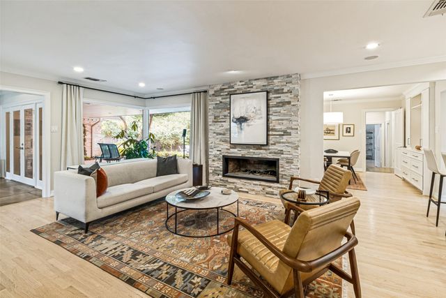 7260 Kenny Lane, Dallas, TX 75230